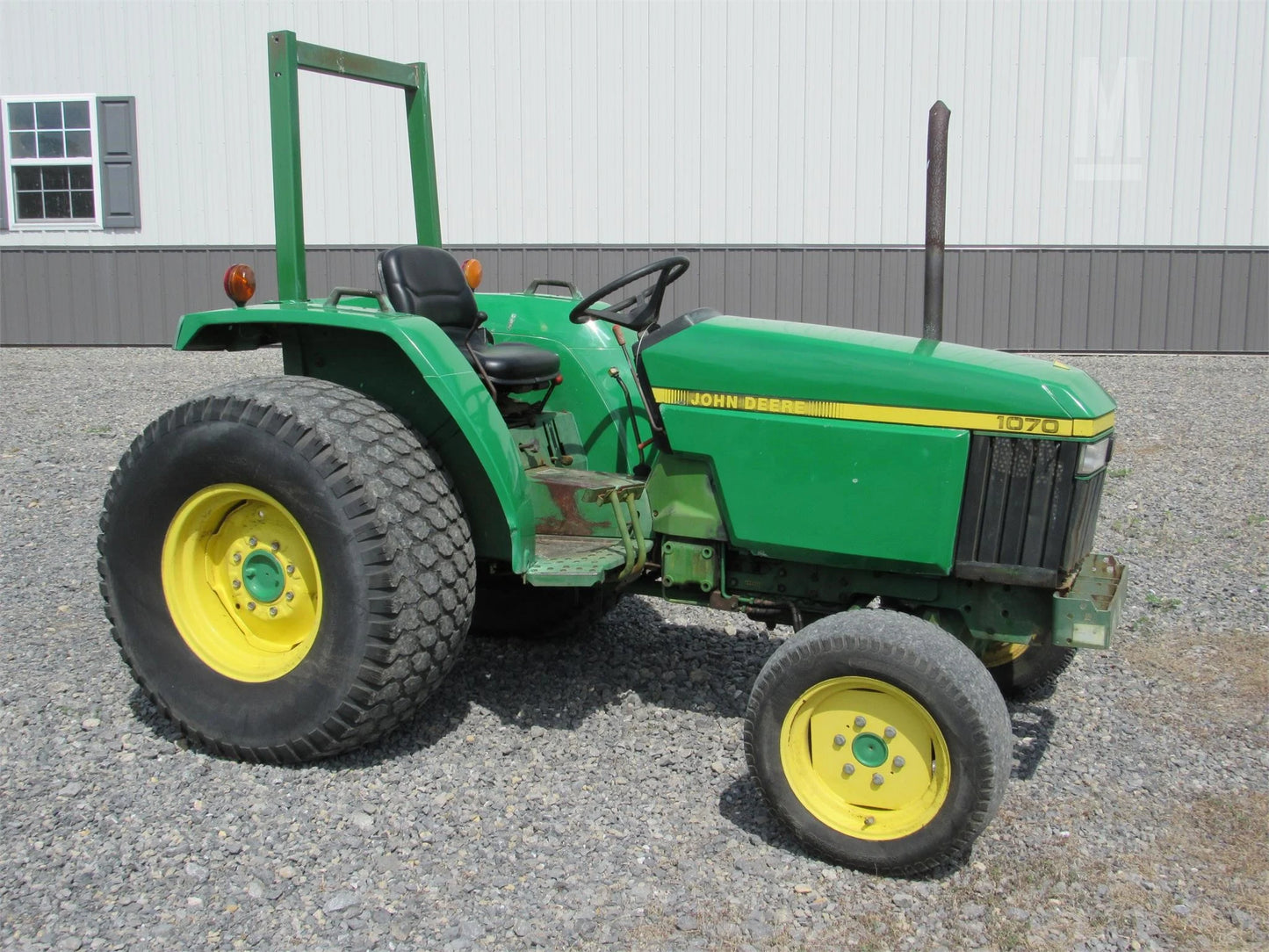 John Deere 870, 970, 1070 Manual OMM79639