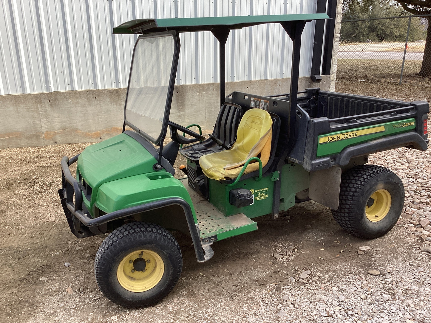 John Deere TX Turf Operator’s Manual OMM165065